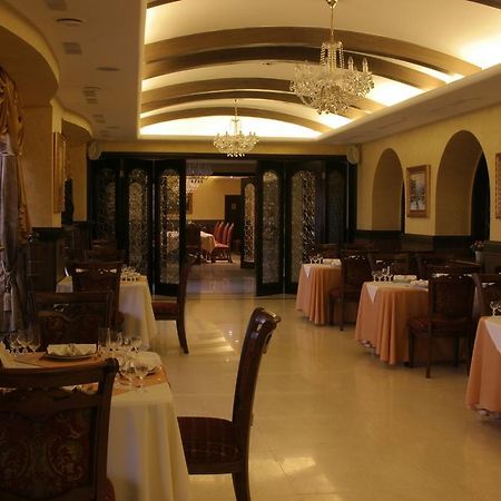 Merey Hotel Karagandy 외부 사진