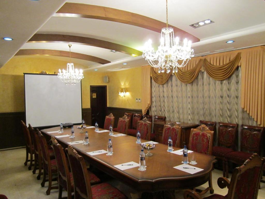 Merey Hotel Karagandy 외부 사진
